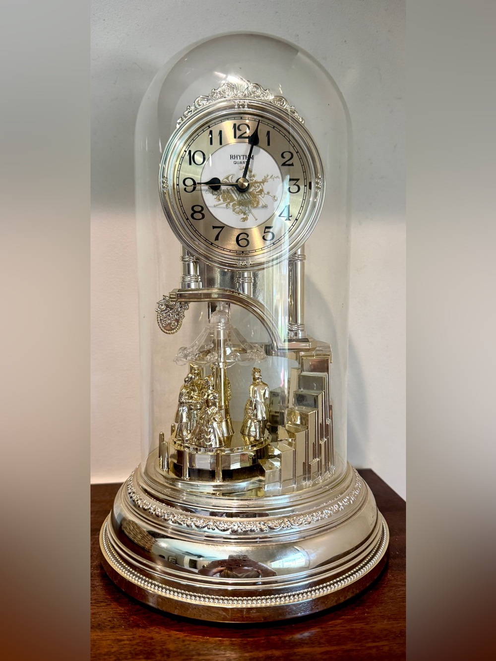 Vtg Rhythm 4RH678 Quartz Motion Clock Dancing Couples Stairway To Heaven Japan!